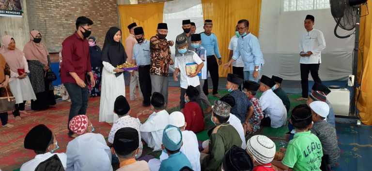 Ikatan Muda Mudi Islam Kelurahan Sei Renggas Adakan Sunat Massal